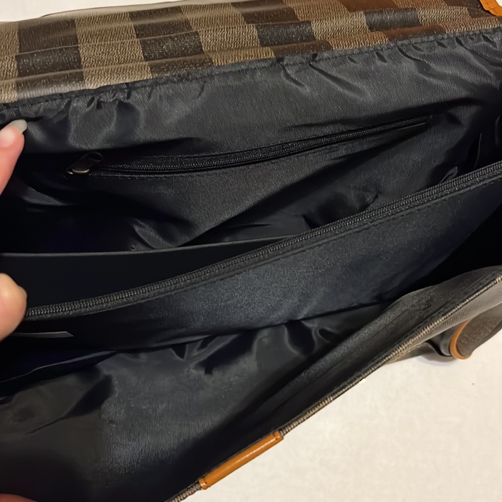 Bag - Picture 2 of 5